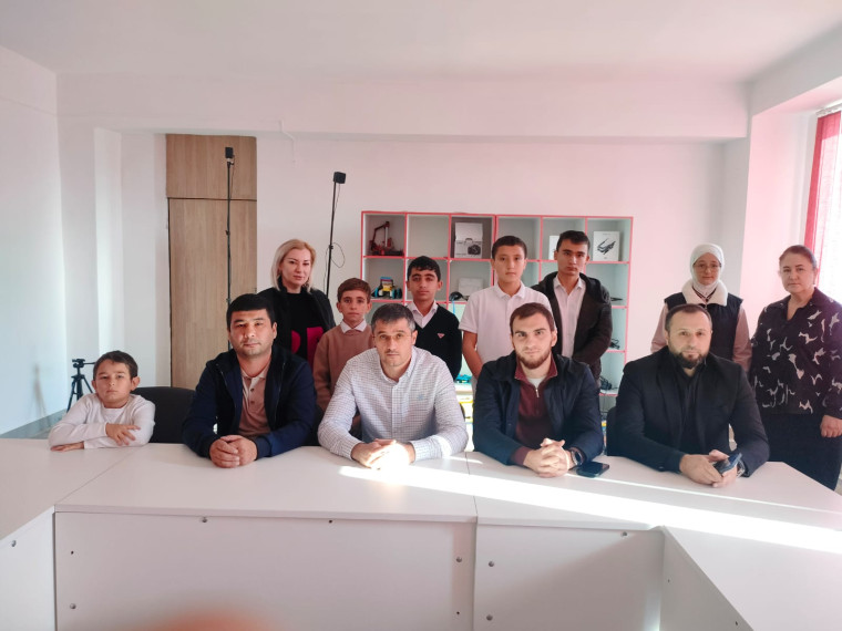 Встреча с представителями Миннац РД.